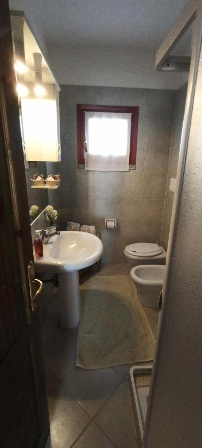 Tanca Della Torre Trilocale Vista Mare Apartment Isola Rossa Ngoại thất bức ảnh