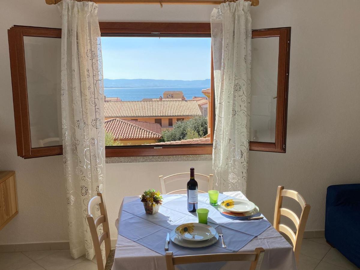 Tanca Della Torre Trilocale Vista Mare Apartment Isola Rossa Ngoại thất bức ảnh